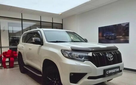 Toyota Land Cruiser Prado 150 рестайлинг, 2020 год, 6 300 000 рублей, 3 фотография