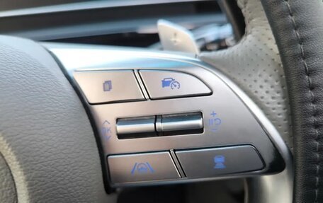 Hyundai Staria, 2023 год, 6 300 000 рублей, 4 фотография