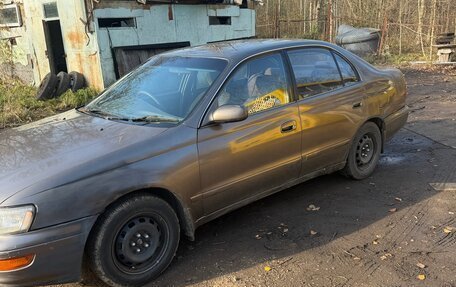 Toyota Corona IX (T190), 1993 год, 400 000 рублей, 2 фотография