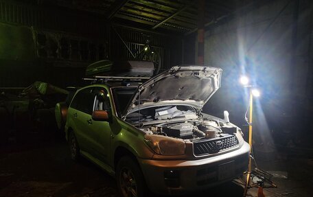 Toyota RAV4, 2000 год, 690 000 рублей, 7 фотография