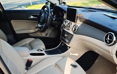 Mercedes-Benz GLA, 2017 год, 1 790 000 рублей, 2 фотография