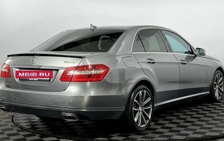 Mercedes-Benz E-Класс, 2012 год, 1 690 000 рублей, 6 фотография