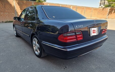 Mercedes-Benz E-Класс, 2001 год, 2 050 000 рублей, 4 фотография