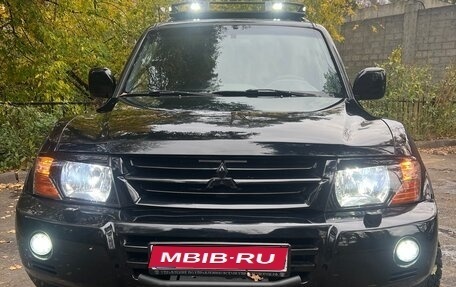 Mitsubishi Pajero III рестайлинг, 2006 год, 830 000 рублей, 1 фотография