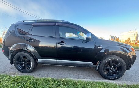 Mitsubishi Outlander III рестайлинг 3, 2007 год, 850 000 рублей, 2 фотография