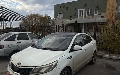 KIA Rio III рестайлинг, 2015 год, 640 000 рублей, 1 фотография