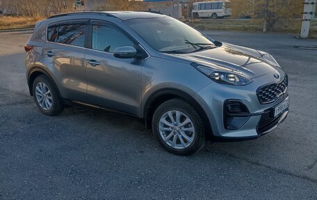 KIA Sportage IV рестайлинг, 2021 год, 2 500 000 рублей, 4 фотография