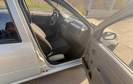 Renault Logan I, 2007 год, 190 000 рублей, 13 фотография