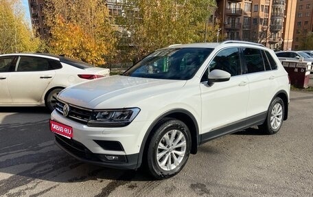 Volkswagen Tiguan II, 2017 год, 1 890 000 рублей, 1 фотография