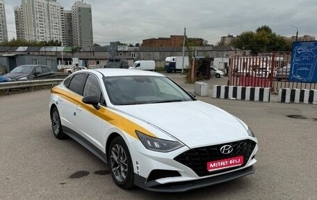 Hyundai Sonata VIII, 2022 год, 1 850 000 рублей, 1 фотография