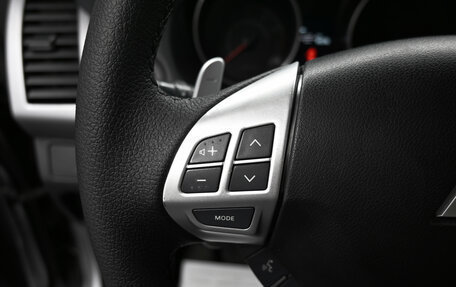 Mitsubishi Outlander III рестайлинг 3, 2012 год, 1 050 000 рублей, 18 фотография