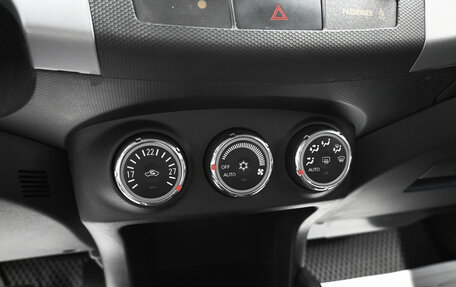 Mitsubishi Outlander III рестайлинг 3, 2012 год, 1 050 000 рублей, 17 фотография