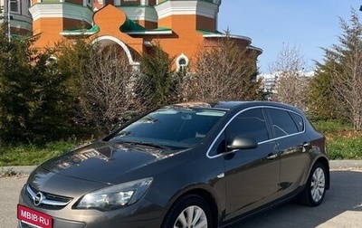 Opel Astra J, 2013 год, 550 000 рублей, 1 фотография
