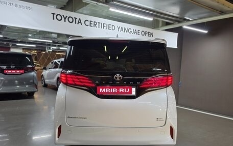 Toyota Alphard, 2025 год, 11 499 777 рублей, 4 фотография