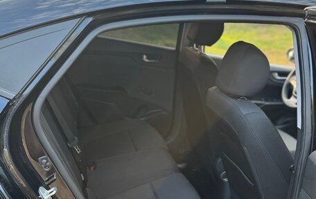 Hyundai Solaris II рестайлинг, 2017 год, 1 090 000 рублей, 18 фотография