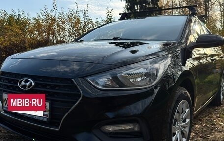 Hyundai Solaris II рестайлинг, 2017 год, 1 090 000 рублей, 13 фотография