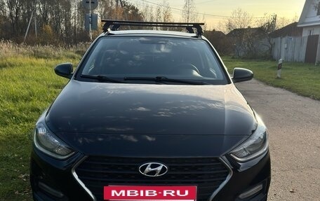 Hyundai Solaris II рестайлинг, 2017 год, 1 090 000 рублей, 28 фотография