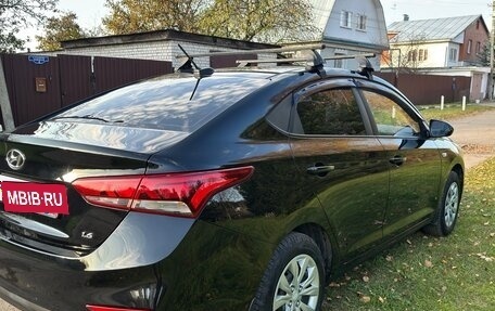 Hyundai Solaris II рестайлинг, 2017 год, 1 090 000 рублей, 25 фотография