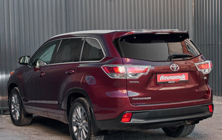 Toyota Highlander III, 2015 год, 3 200 000 рублей, 6 фотография