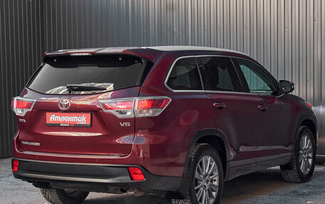 Toyota Highlander III, 2015 год, 3 200 000 рублей, 8 фотография