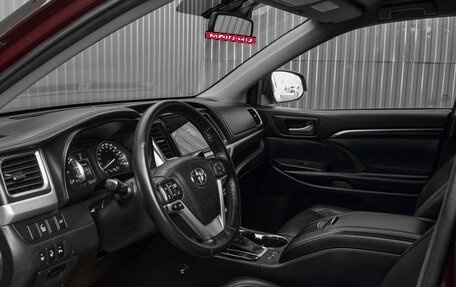 Toyota Highlander III, 2015 год, 3 200 000 рублей, 12 фотография