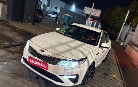 KIA Optima IV рестайлинг, 2019 год, 2 000 000 рублей, 3 фотография