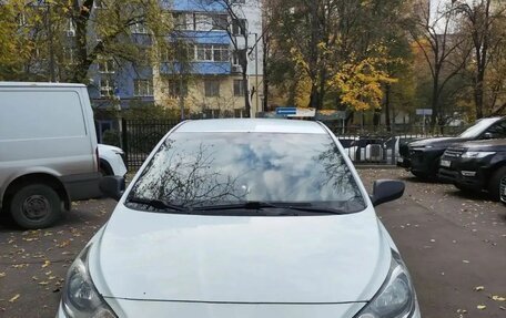 Hyundai Solaris II рестайлинг, 2012 год, 750 000 рублей, 1 фотография