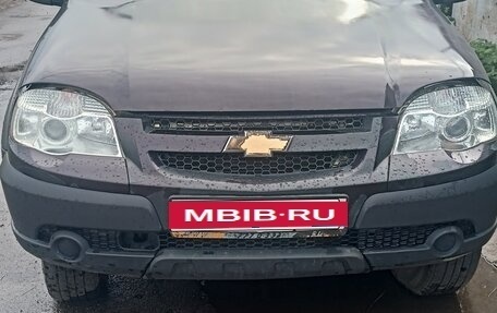Chevrolet Niva I рестайлинг, 2010 год, 250 000 рублей, 1 фотография