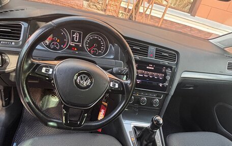 Volkswagen Golf VII рестайлинг, 2019 год, 1 550 000 рублей, 7 фотография