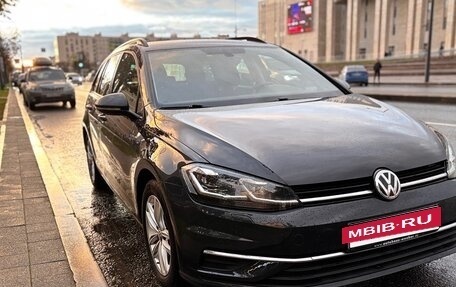 Volkswagen Golf VII рестайлинг, 2019 год, 1 550 000 рублей, 6 фотография