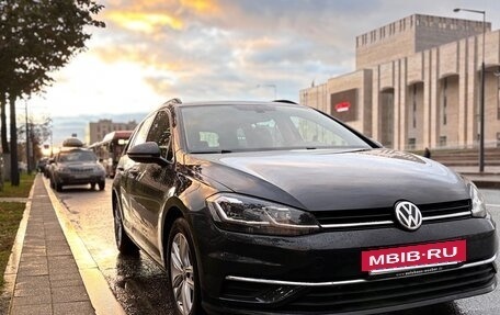 Volkswagen Golf VII рестайлинг, 2019 год, 1 550 000 рублей, 5 фотография