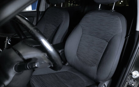 Hyundai Solaris II рестайлинг, 2015 год, 849 900 рублей, 19 фотография