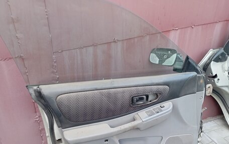Subaru Impreza II рестайлинг 2, 2000 год, 240 000 рублей, 11 фотография