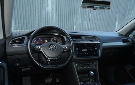 Volkswagen Tiguan II, 2018 год, 1 798 000 рублей, 6 фотография
