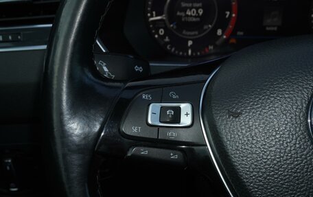 Volkswagen Tiguan II, 2018 год, 1 798 000 рублей, 16 фотография