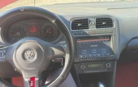 Volkswagen Polo VI (EU Market), 2011 год, 630 000 рублей, 4 фотография