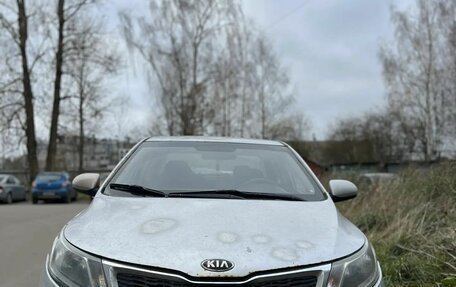 KIA Rio III рестайлинг, 2015 год, 350 000 рублей, 1 фотография