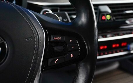 BMW 5 серия, 2019 год, 3 090 046 рублей, 13 фотография