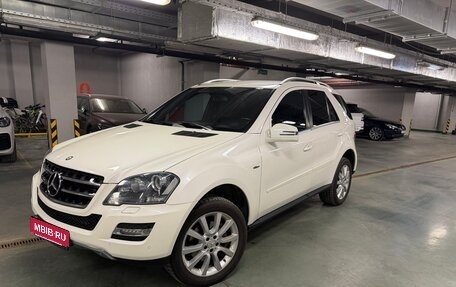 Mercedes-Benz M-Класс, 2011 год, 1 700 000 рублей, 1 фотография