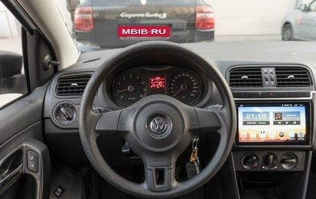 Volkswagen Polo VI (EU Market), 2013 год, 599 000 рублей, 12 фотография