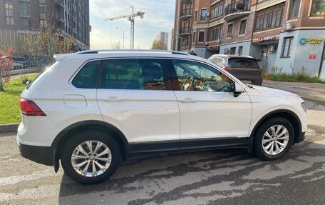 Volkswagen Tiguan II, 2017 год, 1 890 000 рублей, 4 фотография