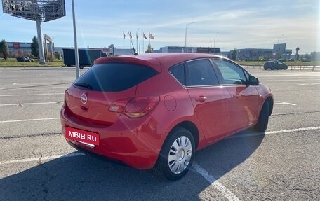Opel Astra J, 2011 год, 570 000 рублей, 3 фотография