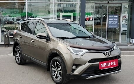 Toyota RAV4, 2016 год, 2 399 000 рублей, 3 фотография