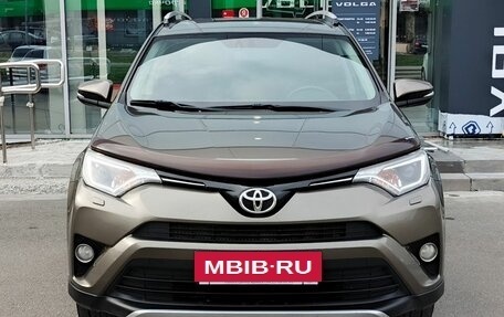 Toyota RAV4, 2016 год, 2 399 000 рублей, 2 фотография