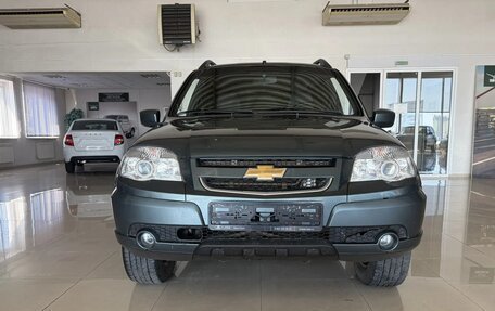 Chevrolet Niva I рестайлинг, 2015 год, 499 000 рублей, 2 фотография