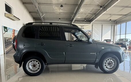 Chevrolet Niva I рестайлинг, 2015 год, 499 000 рублей, 8 фотография