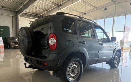 Chevrolet Niva I рестайлинг, 2015 год, 499 000 рублей, 7 фотография