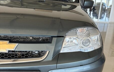 Chevrolet Niva I рестайлинг, 2015 год, 499 000 рублей, 12 фотография