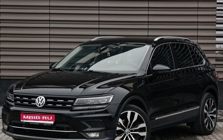 Volkswagen Tiguan II, 2018 год, 2 750 000 рублей, 1 фотография
