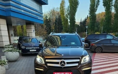Mercedes-Benz GL-Класс, 2015 год, 3 500 000 рублей, 7 фотография